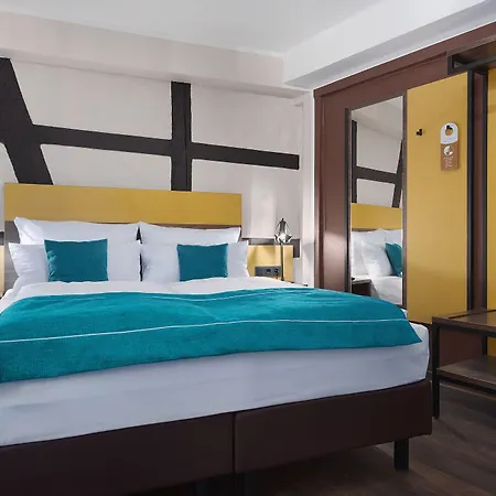 Trip Sachsenhausen 4*