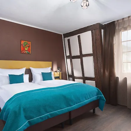 Trip Sachsenhausen Frankfurt nad Mohanem