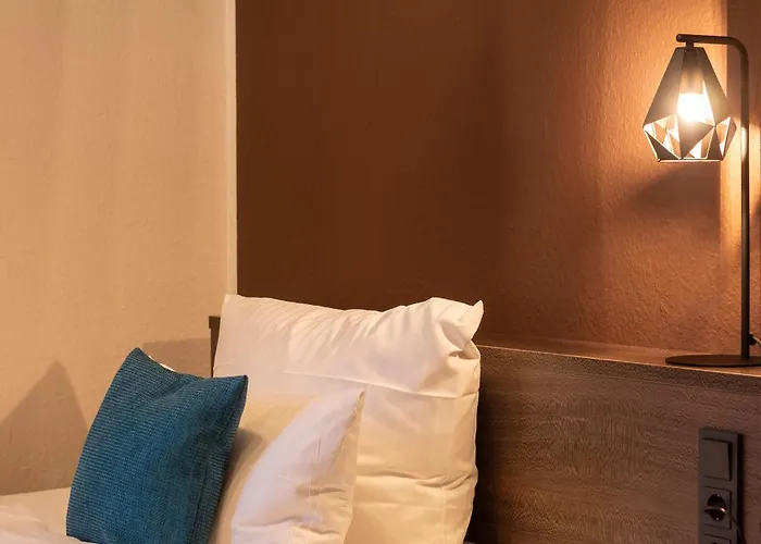 Trip Sachsenhausen 4*