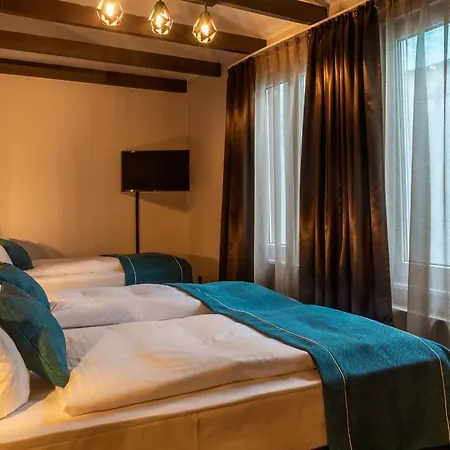 Trip Sachsenhausen 4* פרנקפורט